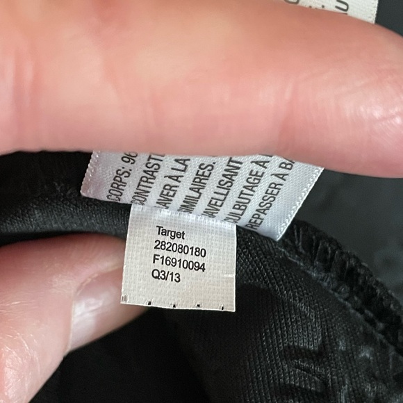 Target Sleeveless black floral embossed dress mesh bodice size medium fit flare - Picture 16 of 16